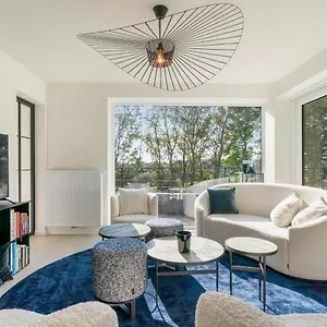 https://the-waves-luxurious-3bedroom-app-w-big-terrace-garage.ostend-hotel.net