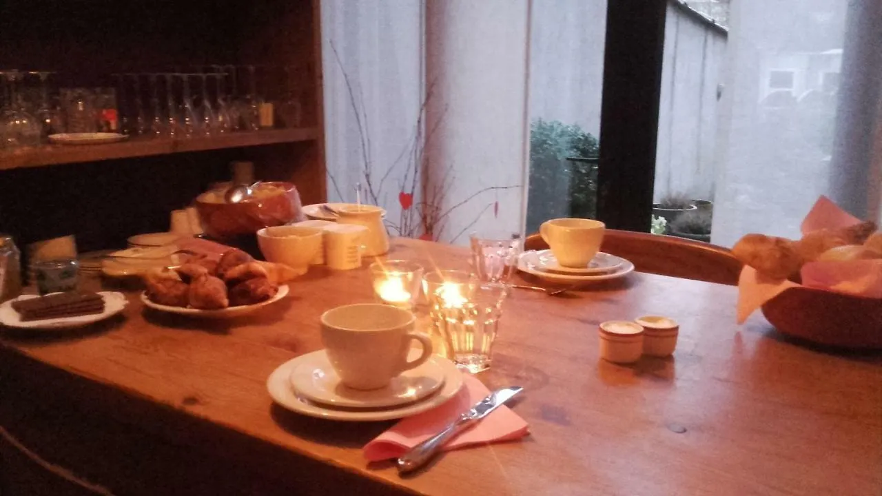 Henriëtta Appartement Antwerpen 0*,